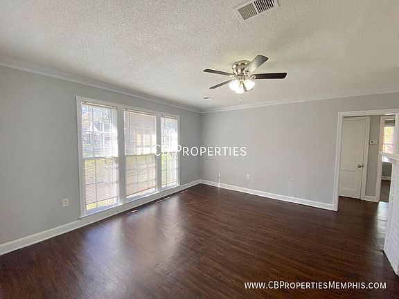 2nd image of 722 Lydgate Rd