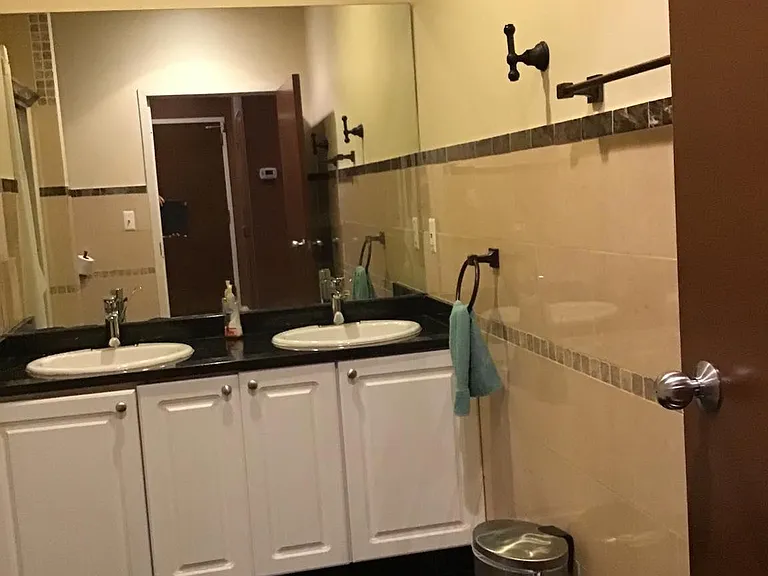 1013 Chestnut St #503 — Photo 11