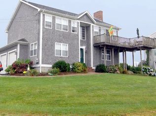 108 Saltaire Ave, Narragansett, RI 02882