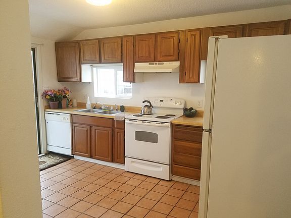 Includes appliances!