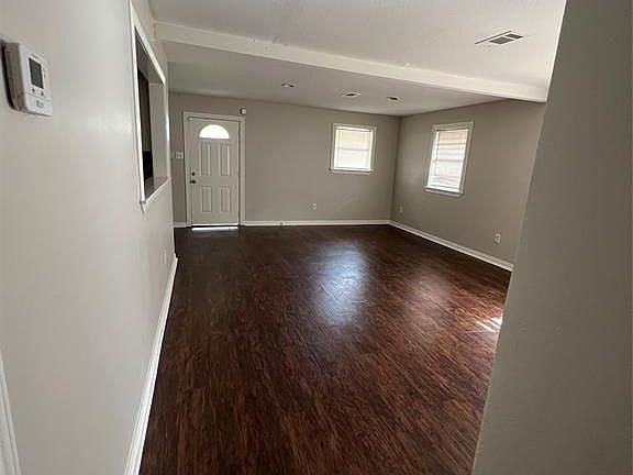 3rd image of 1413 Natchez Ave