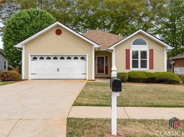 210 Brittany Chase, Fayetteville, GA 30214