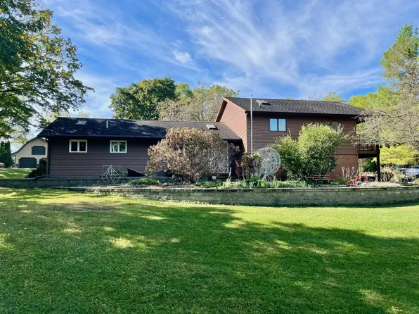 6215 New Carlisle Pike, Springfield, OH 45504