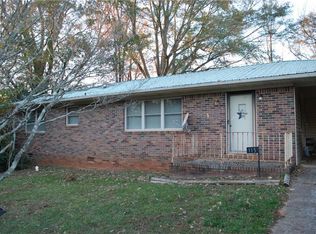 115 Wood St, Cornelia, GA 30531