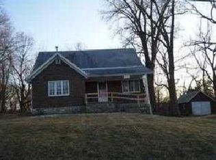 7733 Farrow Ave, Kansas City, KS 66109