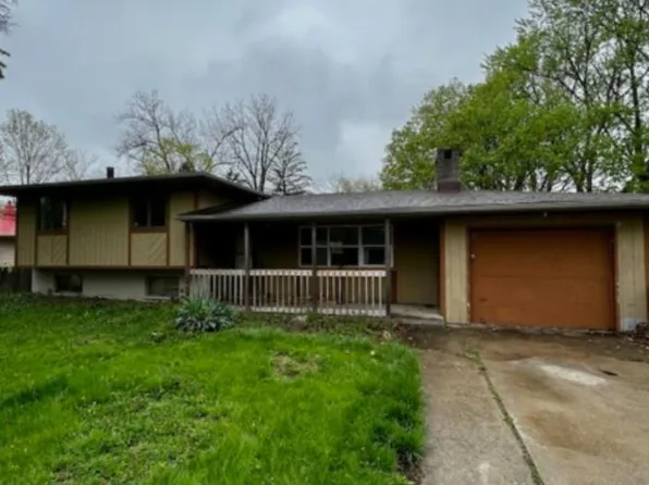 6923 Province Dr, Fort Wayne, IN 46825