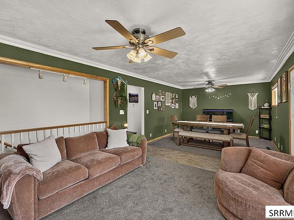 3rd image of 631 Holley St