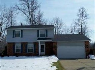 7072 Enfield Dr, Mentor, OH 44060