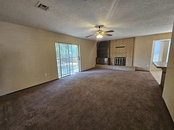 4th image of 5518 NW Alan A Dale Ln