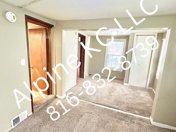 2nd image of 106 S Northern Blvd