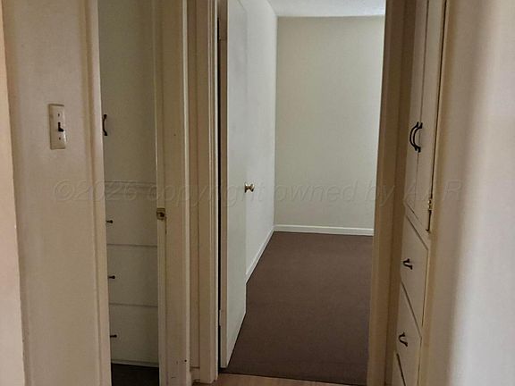 3rd image of 221 Sage Ln