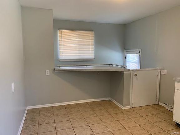 3rd image of 4400 Picajune Ave