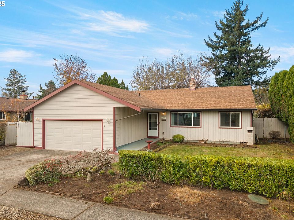 1st image of 2521 SE Clark Ct