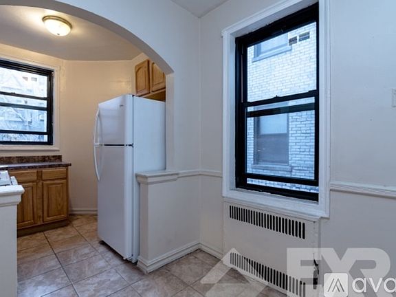4th image of 2331 Ocean Ave #4G