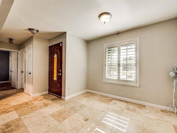3rd image of 2405 Doral