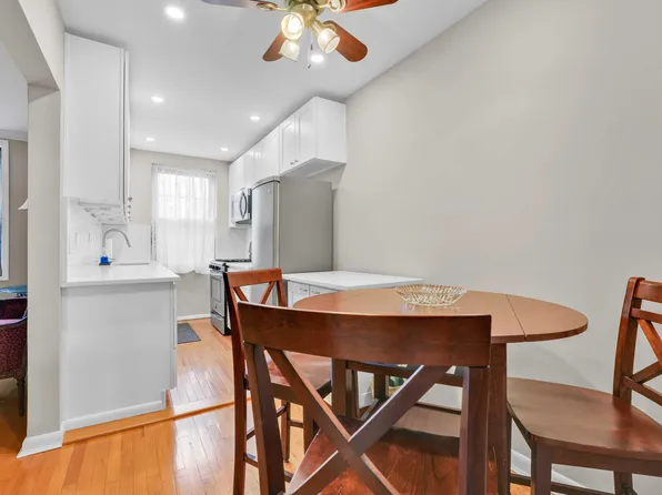 70-47 Park Drive East image 8 of 20