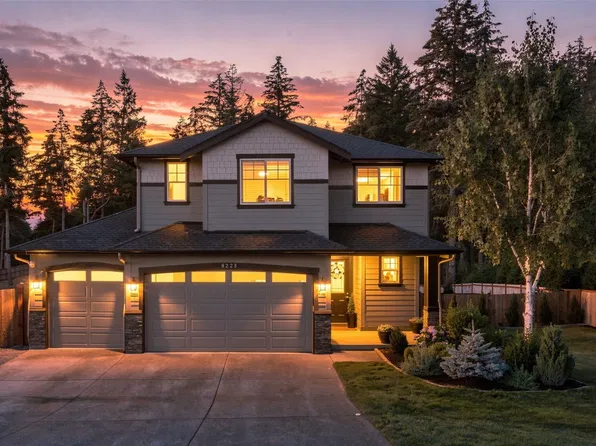 8223 52nd Ave NE, Olympia, WA 98516