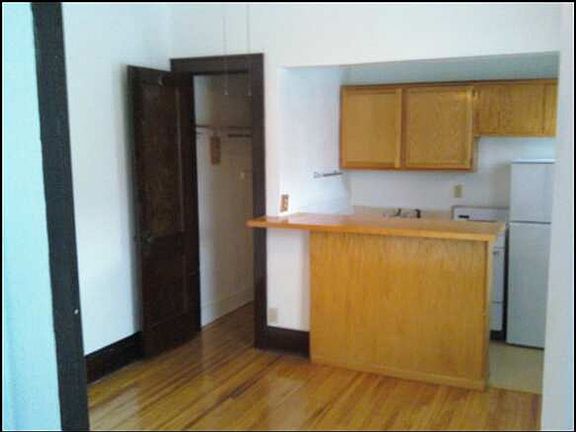 2nd image of 21-27 14th St W #204