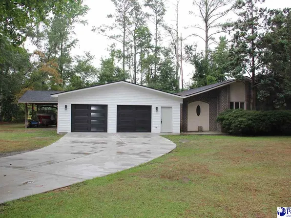 921 Chell Pine Cir, Hartsville, SC 29550