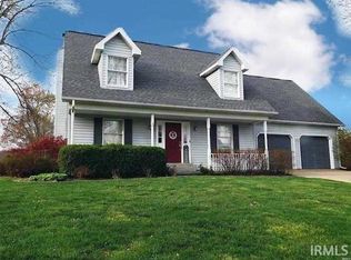 10166 Powers Dr, Newburgh, IN 47630