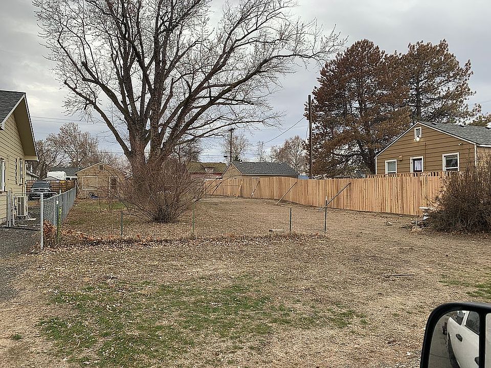 2nd image of 410 N 2nd Ave