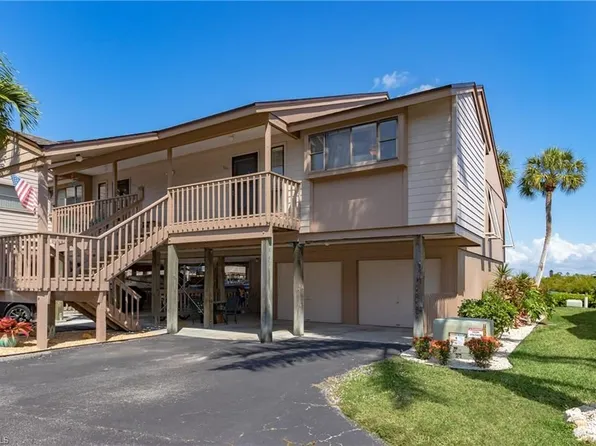 7660 Captains Harbor Dr APT 306, Bokeelia, FL 33922