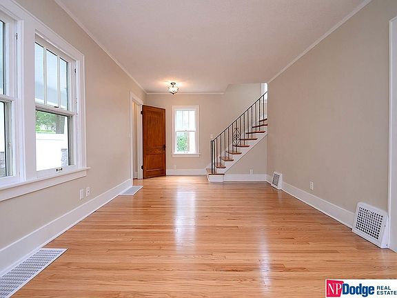 5th image of 5613 Harney St