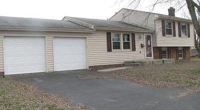 2nd image of 101 Walden Farm Cir
