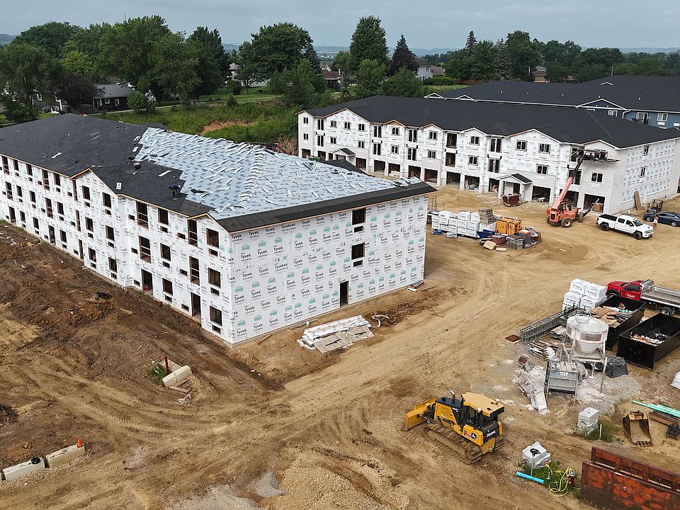 1st image of 300 Cedar Cross Rd #10