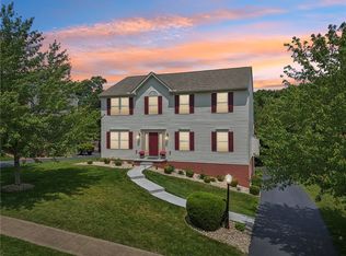 1875 Pioneer Dr, Sewickley, PA 15143