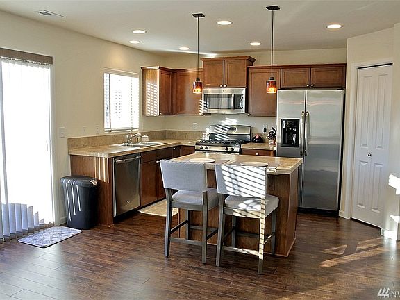 3rd image of 6731 Udall Pl SE