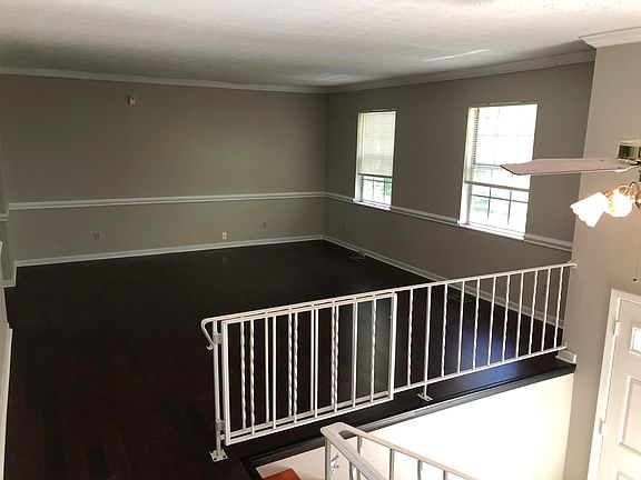3rd image of 1557 Cherrybrook Dr