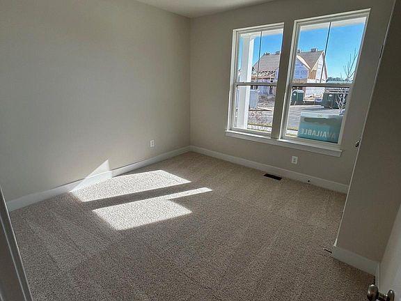 5th image of 34014 Golden Aspen Dr