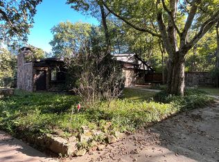 1927 N Old Wire Rd, Fayetteville, AR 72703