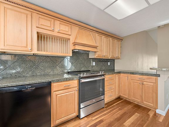 3rd image of 1133 Silver Oak Ct