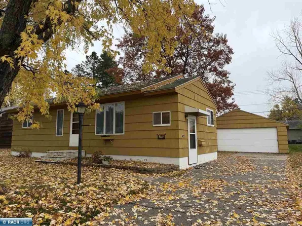 306 Andover Rd, Hoyt Lakes, MN 55750