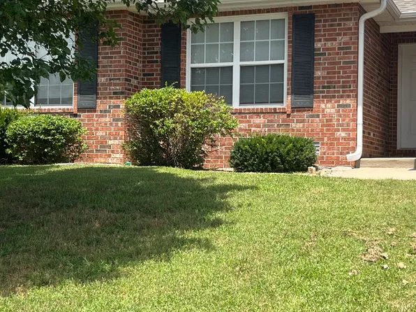 275 Amber Ave #275, Hollister, MO 65672