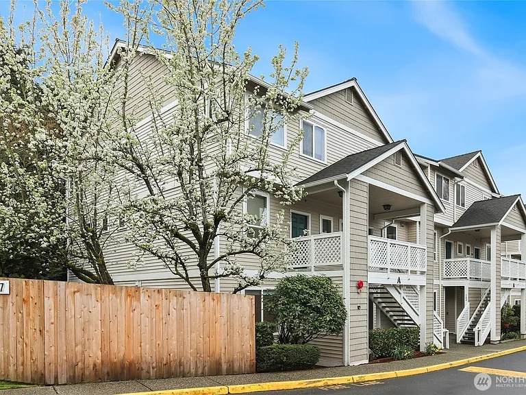 17827 80th Ave NE #A101 — Photo 19
