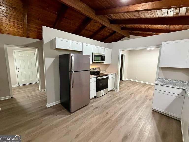 5776 Windermere Ct — Photo 7