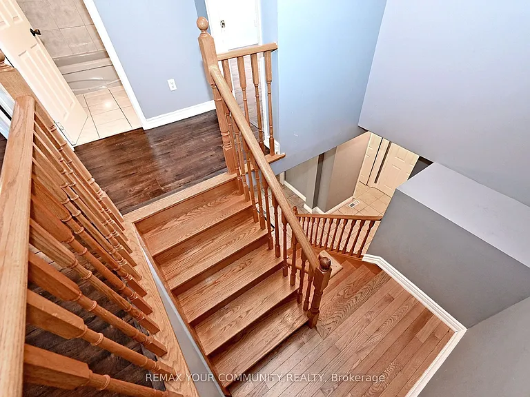 35 Dakin Dr — Photo 29