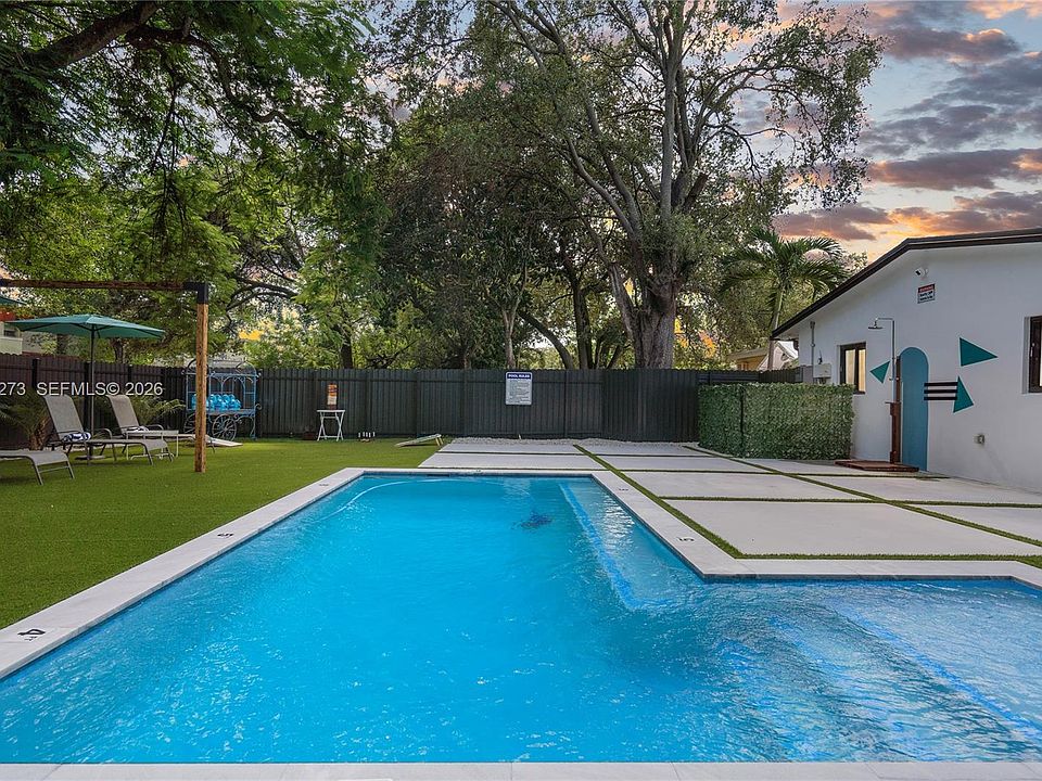 1st image of 256 NW 57th St