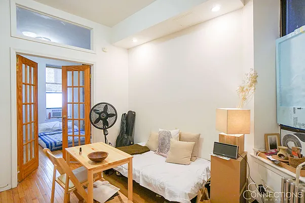 Rented by City Connections Realty | media 38