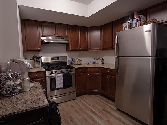 3rd image of 15 Serena Ct