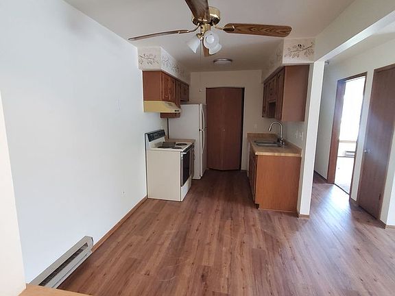 2nd image of 1320 Meadowcreek Dr APT 6