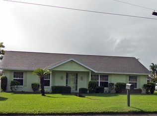 2932 S Peninsula Dr, Daytona Beach, FL 32118