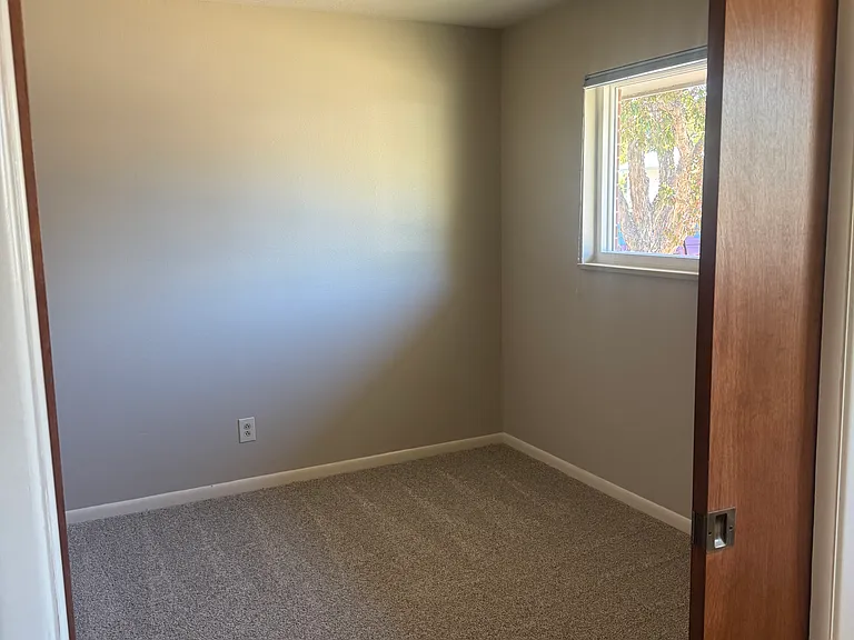 436 Baylor St — Photo 8
