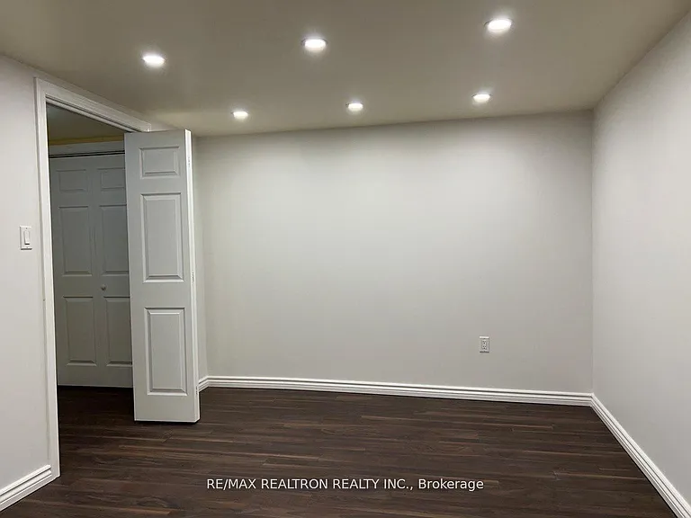 69 Gatcombe Cir #BASEMENT — Photo 15