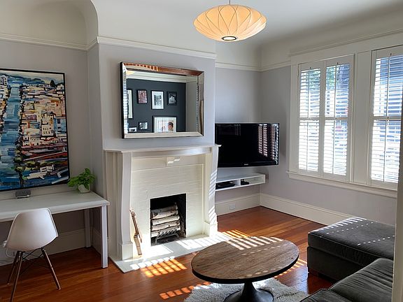5th image of 2208 Jones St