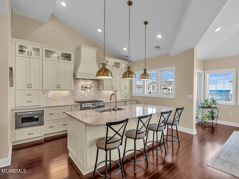 2 Tradewinds Ln — Photo 15