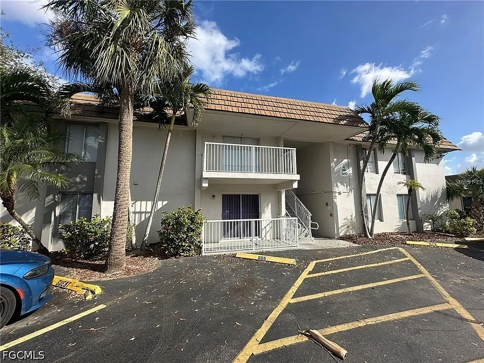 1830 Maravilla Ave #309